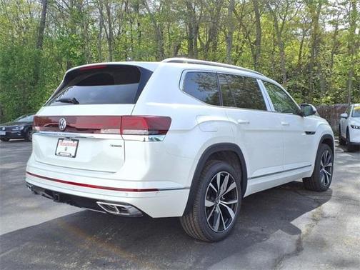 2025 Volkswagen Atlas 2.0T SEL Premium R-Line