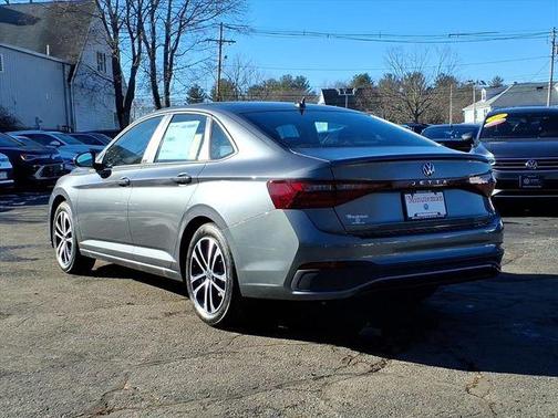 Platinum Gray Metallic 2026 Volkswagen Jetta 1.5T Sport