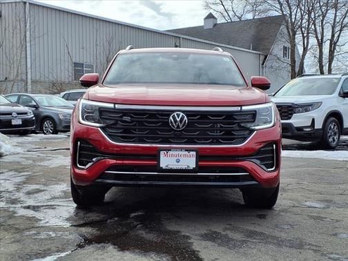 2025 Volkswagen Atlas 2.0T SEL Premium R-Line