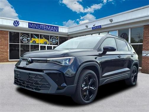 2025 Volkswagen Taos 1.5T SE Black