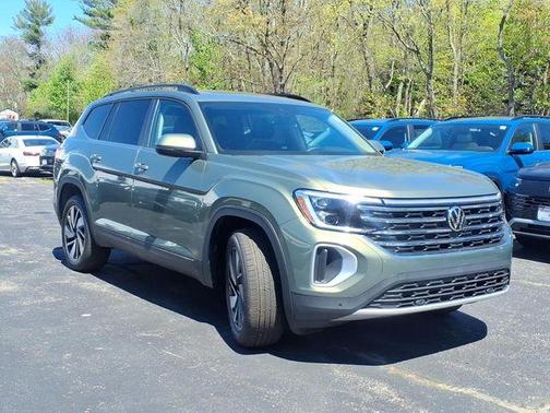 Green 2026 Volkswagen Atlas 2.0T SE W/TECHNOLOGY