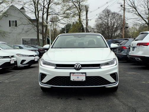 Opal White Pearl 2026 Volkswagen Jetta 1.5T SEL