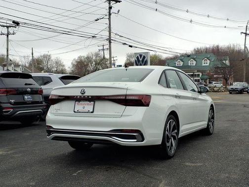 Opal White Pearl 2026 Volkswagen Jetta 1.5T SEL
