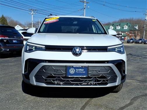 2025 Volkswagen Taos 1.5T SE