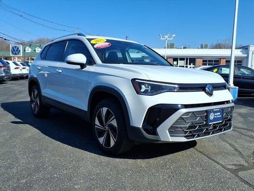 2025 Volkswagen Taos 1.5T SE