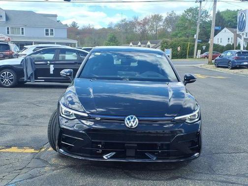 Mythos Black Metallic 2026 Volkswagen Golf R 2.0T