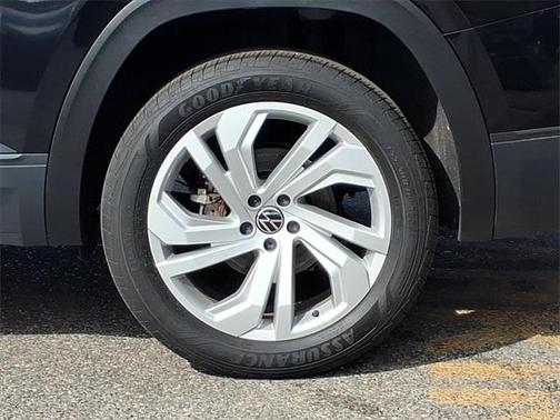 2022 Volkswagen Atlas 2.0T SE