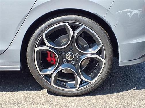 2025 Volkswagen Golf GTI 2.0T Autobahn
