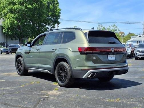 2025 Volkswagen Atlas 2.0T Peak Edition