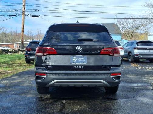 Deep Black Pearl Effect 2023 Volkswagen Taos 1.5T SEL