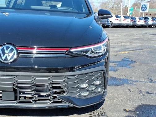 2025 Volkswagen Golf GTI 2.0T Autobahn
