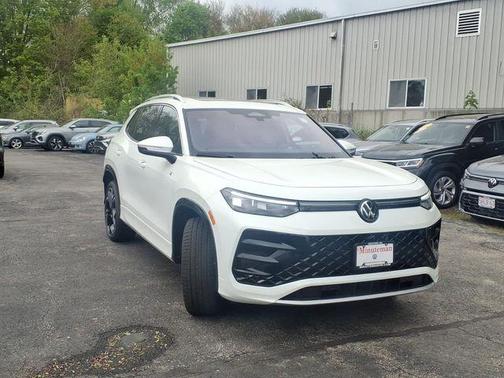 Opal White Pearl 2026 Volkswagen Tiguan 2.0T SEL R-Line Turbo