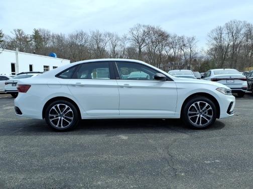 Pure White 2026 Volkswagen Jetta 1.5T Sport