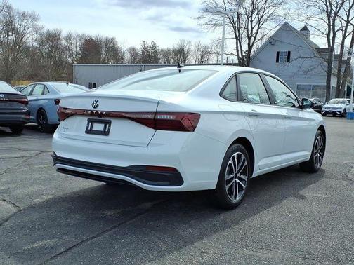 Pure White 2026 Volkswagen Jetta 1.5T Sport