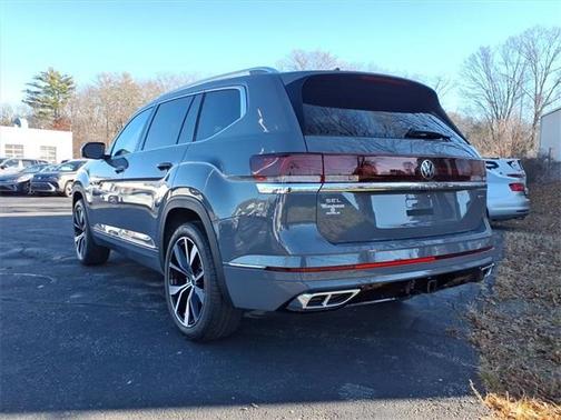 2026 Volkswagen Atlas 2.0T SEL Premium R-Line