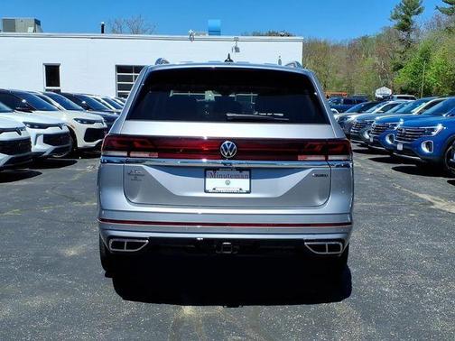 Silver Mist Metallic 2026 Volkswagen Atlas 2.0T SEL Premium R-Line