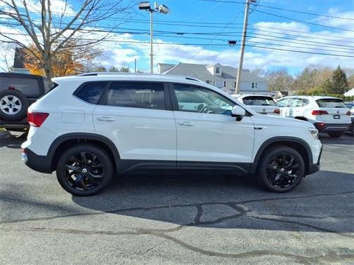 2022 Volkswagen Taos 1.5T SE