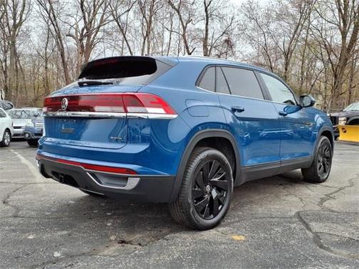 2025 Volkswagen Atlas Cross Sport 2.0T SE w/Technology