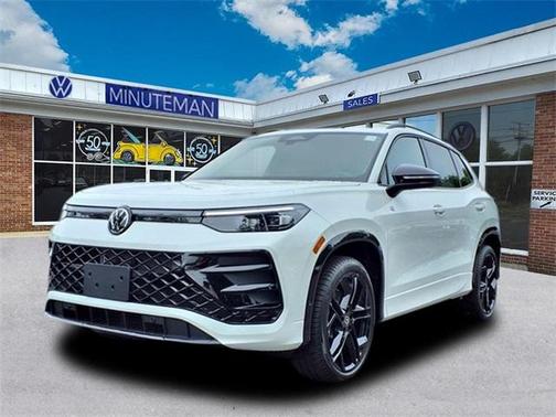 2025 Volkswagen Tiguan 2.0T SE R-Line Black