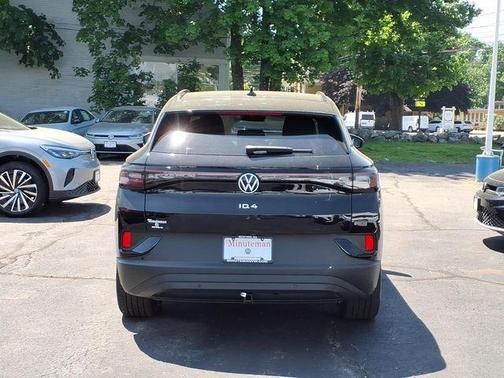 Deep Black Pearl 2026 Volkswagen ID.4 Pro