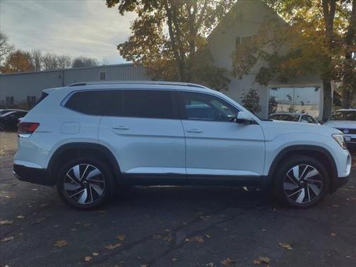 2025 Volkswagen Atlas 2.0T SEL