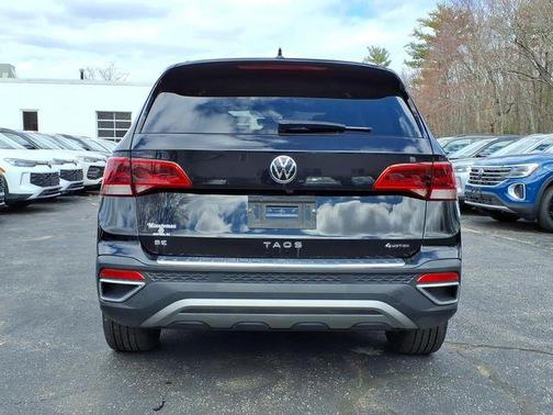 2023 Volkswagen Taos 1.5T SE