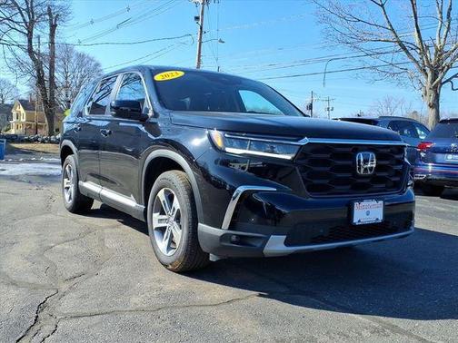 Black 2023 Honda Pilot EX-L 8-Passenger