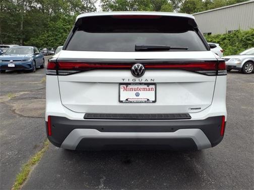 2025 Volkswagen Tiguan 2.0T S