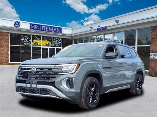 2025 Volkswagen Atlas 2.0T Peak Edition