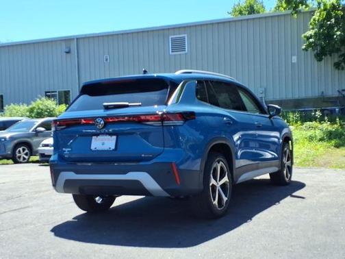 Monterey Blue Pearl 2026 Volkswagen Tiguan 2.0T SE