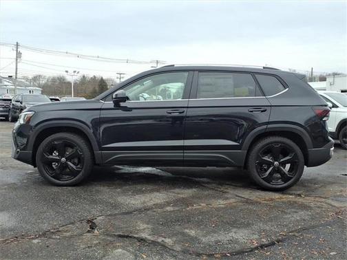 2026 Volkswagen Taos 1.5T SEL