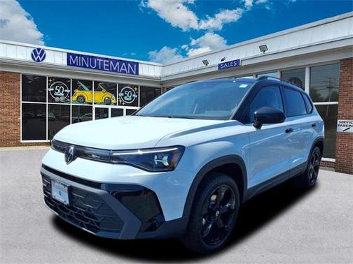 2025 Volkswagen Taos 1.5T SE Black