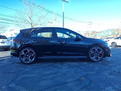 2026 Volkswagen Golf GTI AUTOBAHN