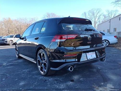 2026 Volkswagen Golf GTI AUTOBAHN