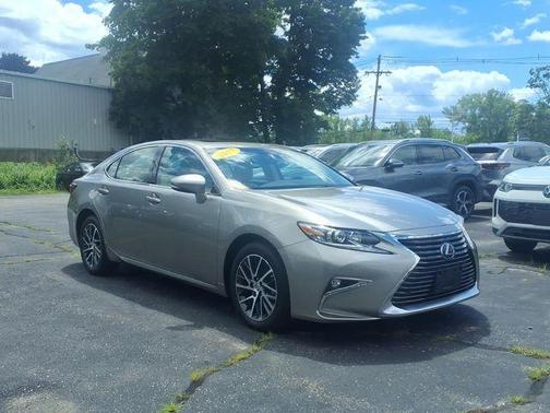 Silver 2017 Lexus ES 350 Base