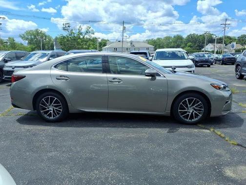 Silver 2017 Lexus ES 350 Base