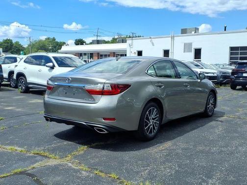 Silver 2017 Lexus ES 350 Base