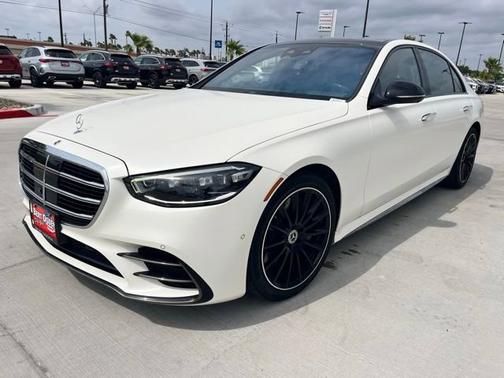 MANUFAKTUR Cashmere White Magno 2023 Mercedes-Benz S-Class S 580 4MATIC