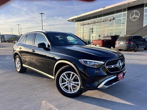 2025 Mercedes-Benz GLC 300 