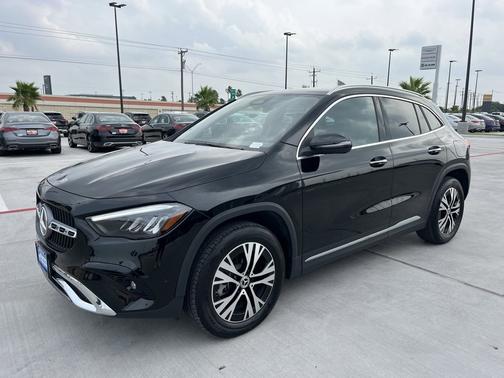 2025 Mercedes-Benz GLA 250 Base