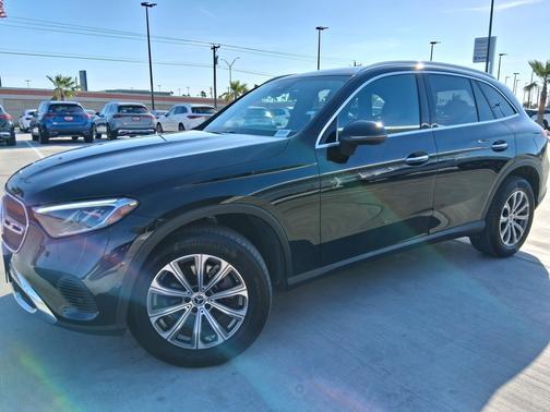 2024 Mercedes-Benz GLC 300 4MATIC