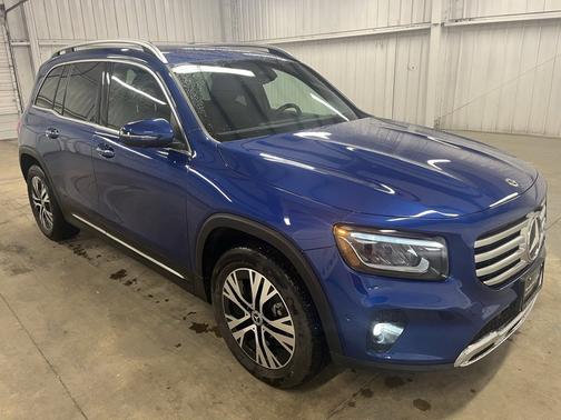 2025 Mercedes-Benz GLB 250 