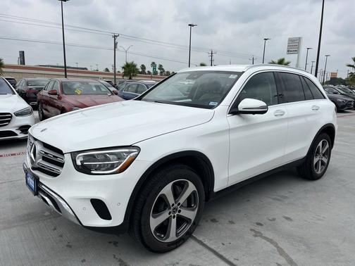 2022 Mercedes-Benz GLC 300 