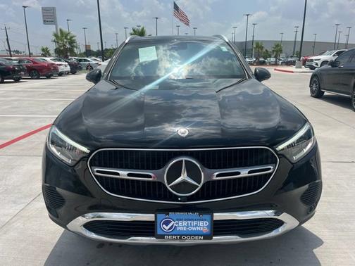 2023 Mercedes-Benz GLC 300