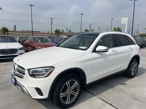 2022 Mercedes-Benz GLC 300