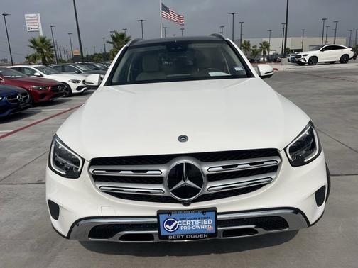 2022 Mercedes-Benz GLC 300