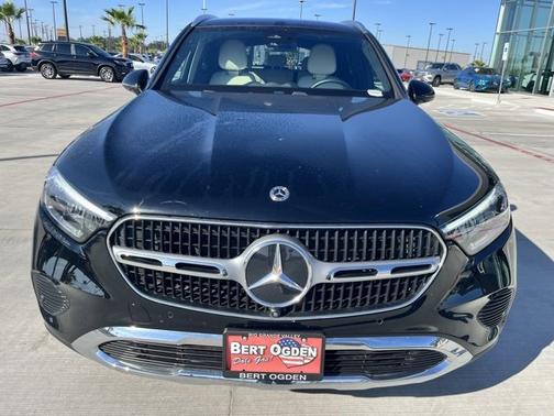 2025 Mercedes-Benz GLC 300 Base