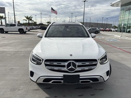 2021 Mercedes-Benz GLC 300 
