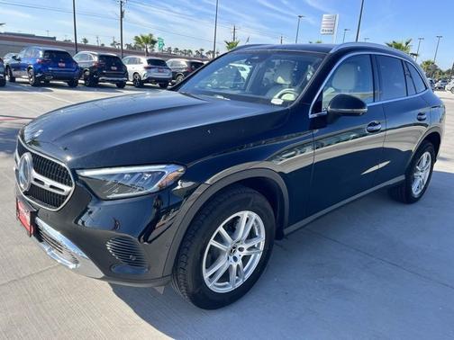 2025 Mercedes-Benz GLC 300 Base