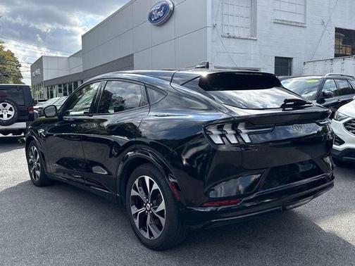 2022 Ford Mustang Mach-E Premium